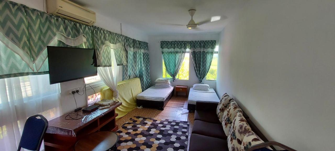 Pondok Muara Chalet Pantai Cenang  Esterno foto