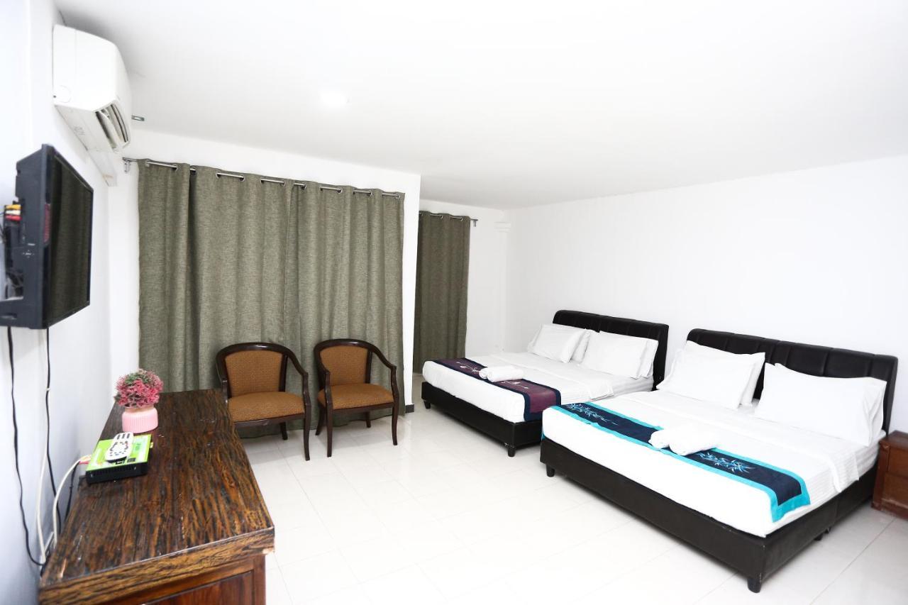 Pondok Muara Chalet Pantai Cenang  Esterno foto