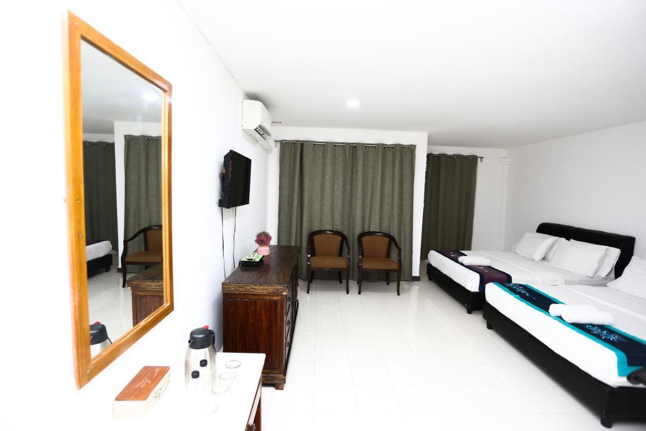 Pondok Muara Chalet Pantai Cenang  Esterno foto