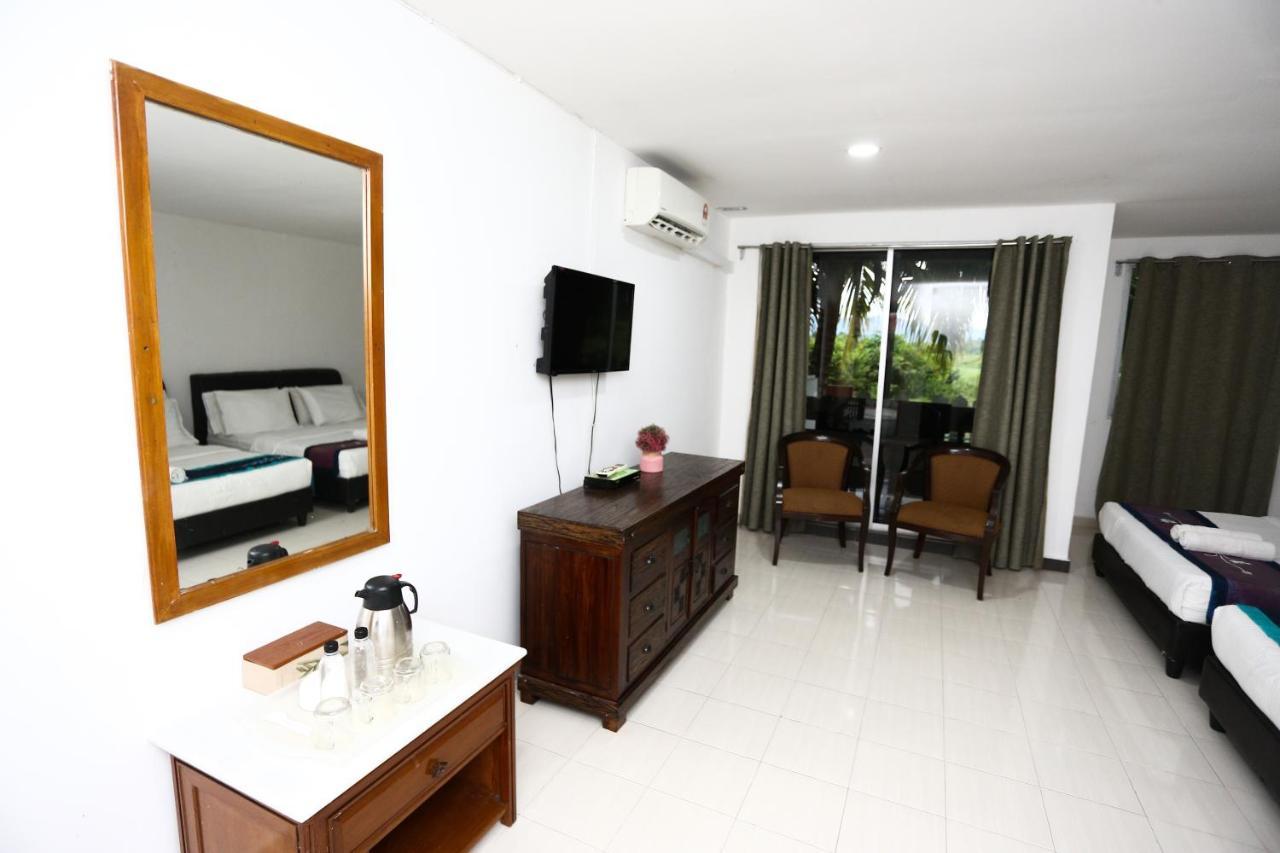 Pondok Muara Chalet Pantai Cenang  Esterno foto