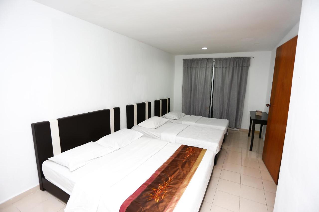 Pondok Muara Chalet Pantai Cenang  Esterno foto
