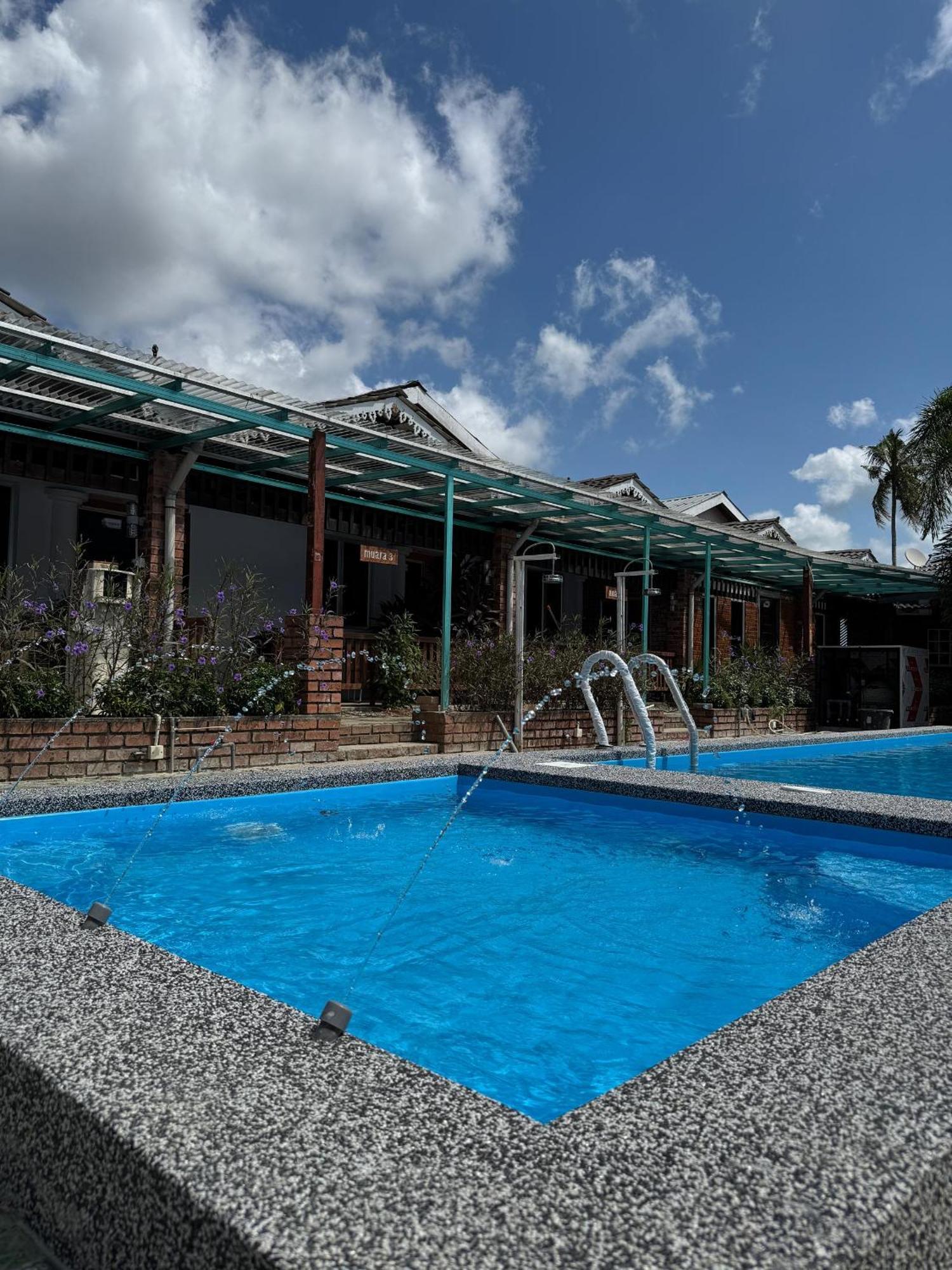 Pondok Muara Chalet Pantai Cenang  Esterno foto
