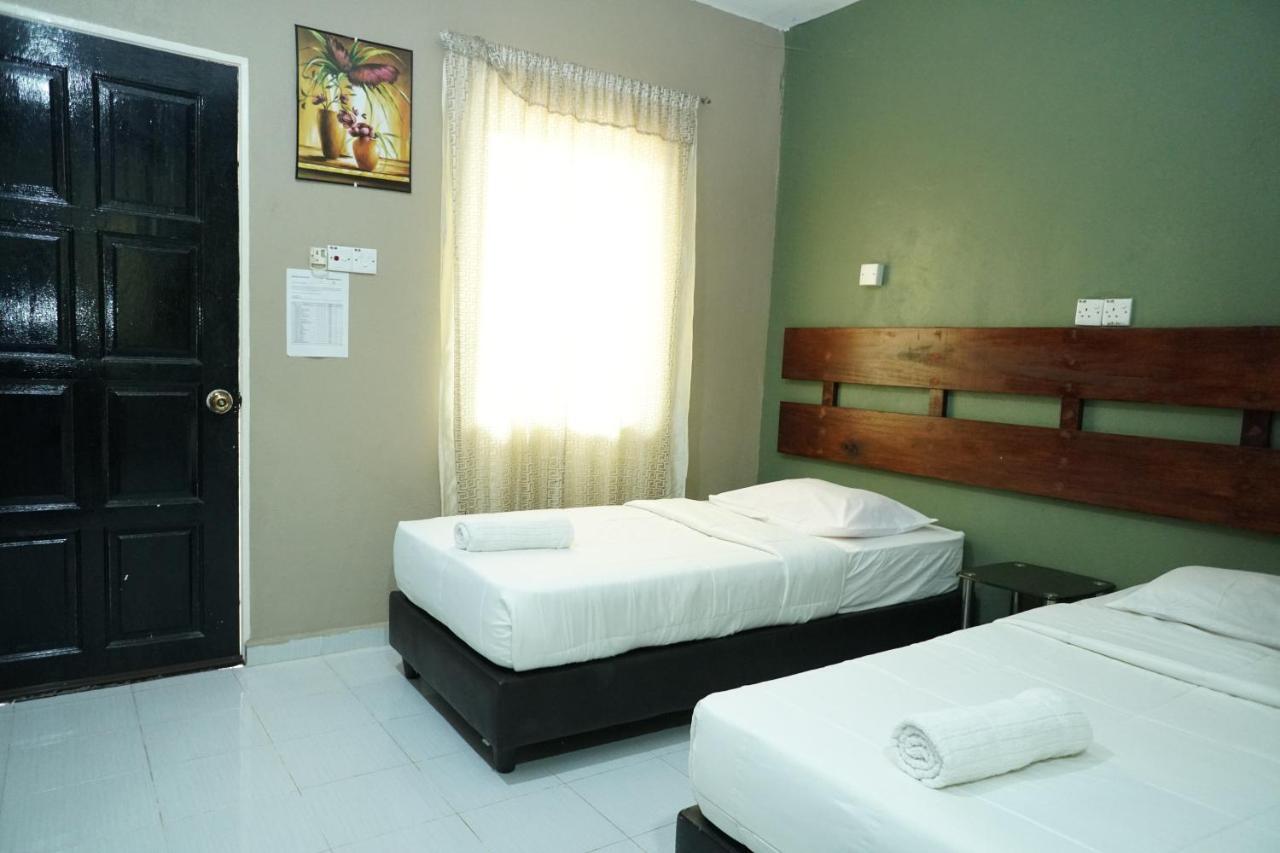 Pondok Muara Chalet Pantai Cenang  Esterno foto