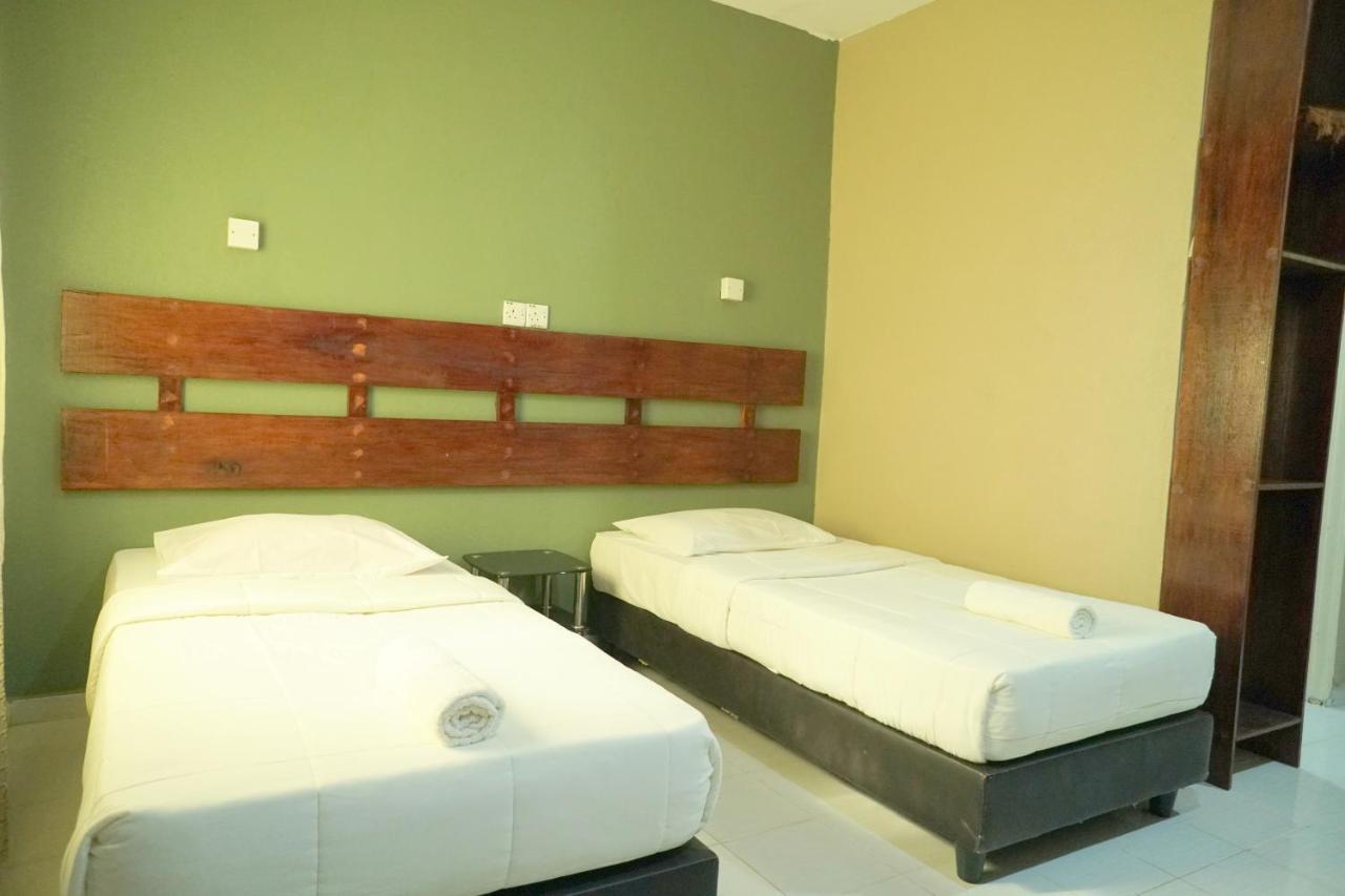 Pondok Muara Chalet Pantai Cenang  Esterno foto