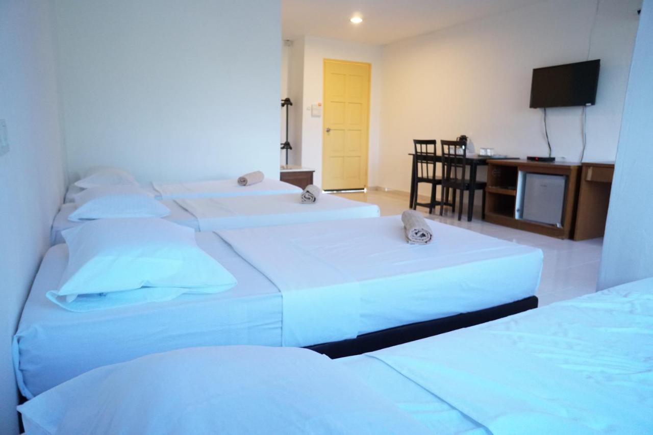 Pondok Muara Chalet Pantai Cenang  Esterno foto